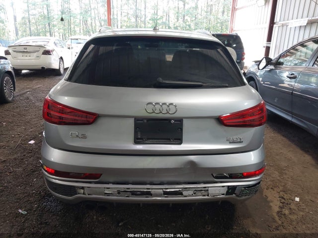 Audi Q3 2.0t Premium Plus