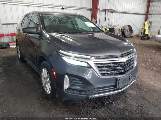 Salvage Chevrolet Equinox Image