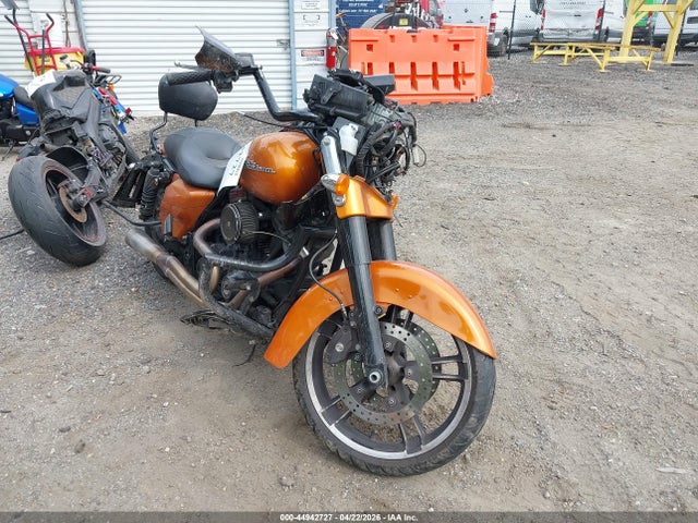 Salvage Harley-Davidson Flhxs Image