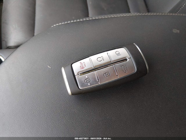Genesis GV70 2.5t Awd
