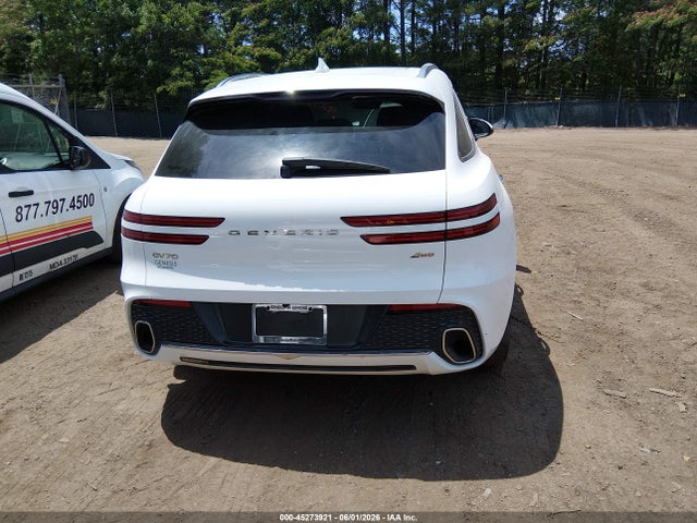Genesis GV70 2.5t Awd