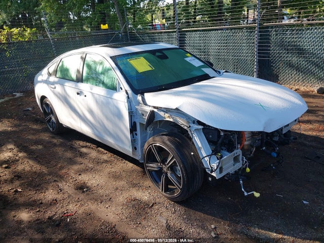 Salvage Honda Accord Image