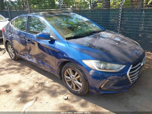 Salvage Hyundai ELANTRA Image