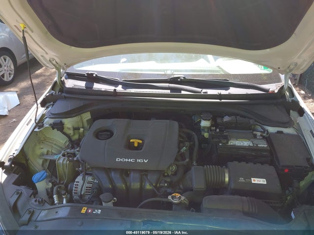 Hyundai ELANTRA Se