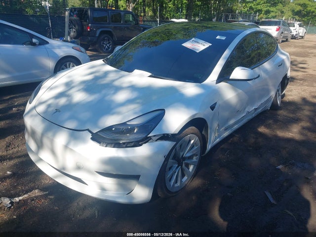 Tesla Model 3 Standard Range Plus Rear-wheel Drive
