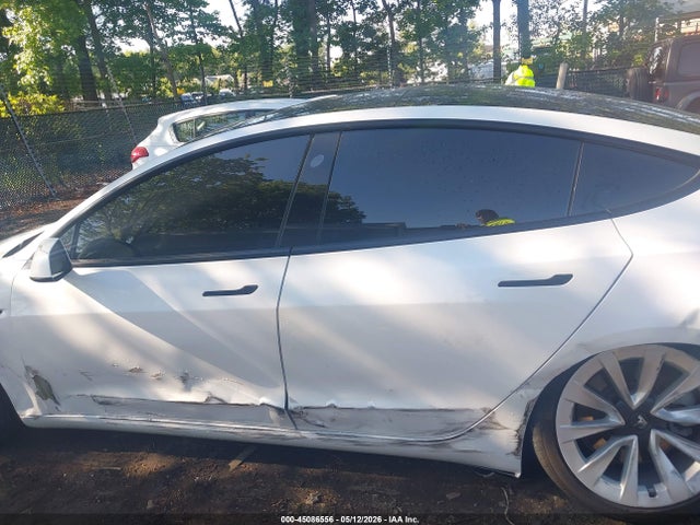 Tesla Model 3 Standard Range Plus Rear-wheel Drive