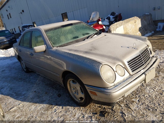 Salvage Mercedes-Benz E-Class Image
