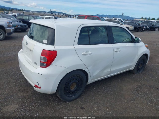 Scion xD