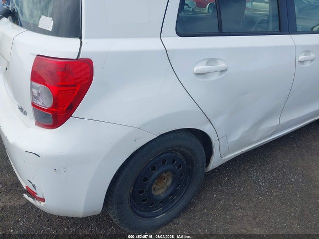 Scion xD