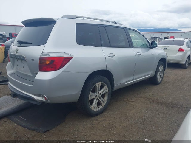 Toyota Highlander Sport