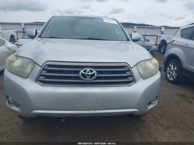 Toyota Highlander Sport