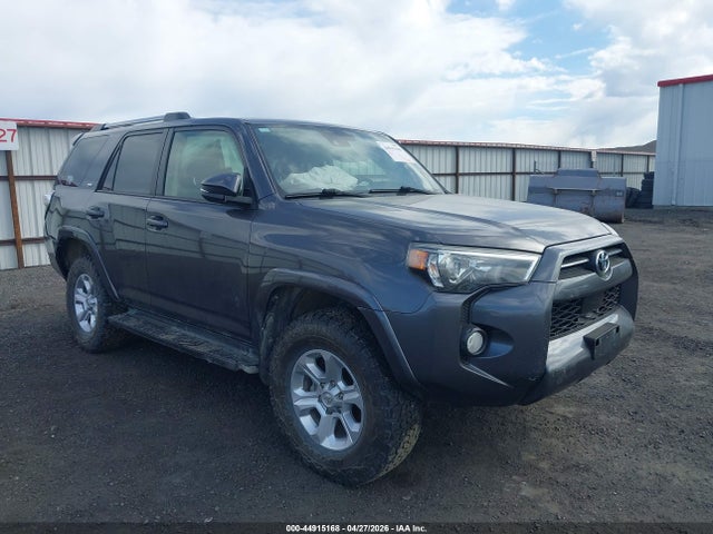 Salvage Toyota 4Runner Image