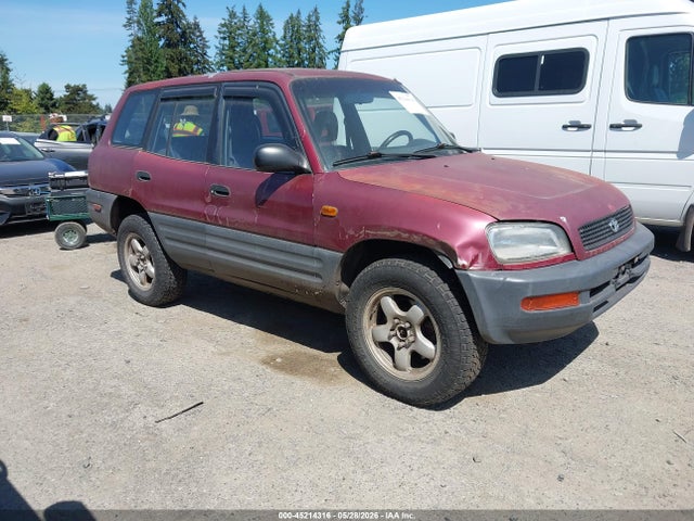 Salvage Toyota RAV4 Image