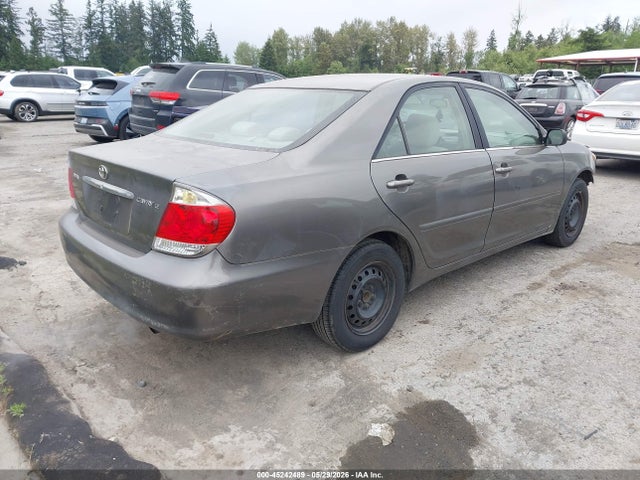 Toyota Camry Le