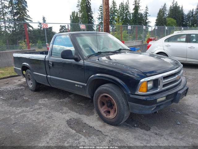 Salvage Chevrolet S-10 Image