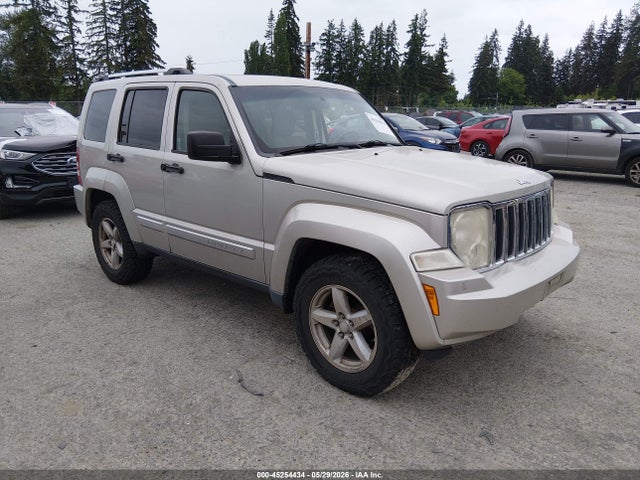 Salvage Jeep Liberty Image