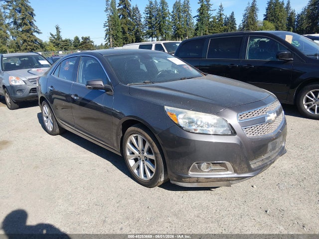 Salvage Chevrolet Malibu Image