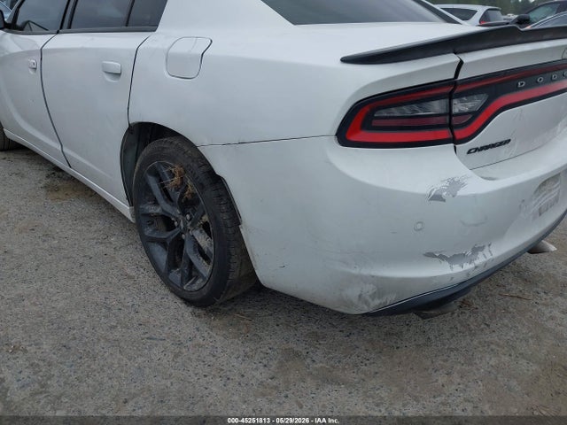 Dodge Charger Sxt Rwd