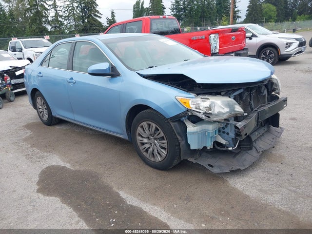 Salvage Toyota Camry Image