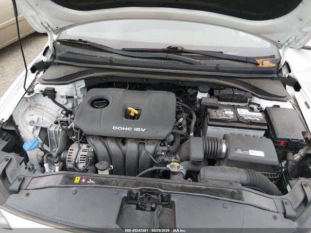 Hyundai ELANTRA Sel