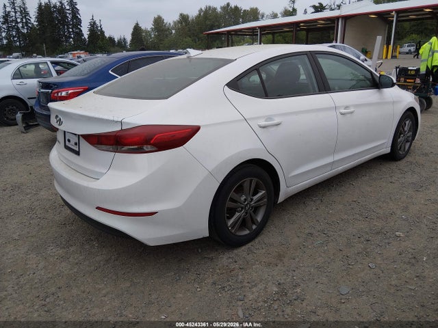 Hyundai ELANTRA Sel
