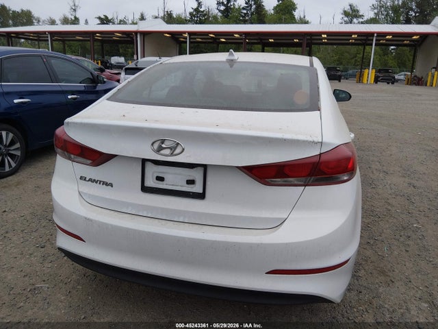 Hyundai ELANTRA Sel