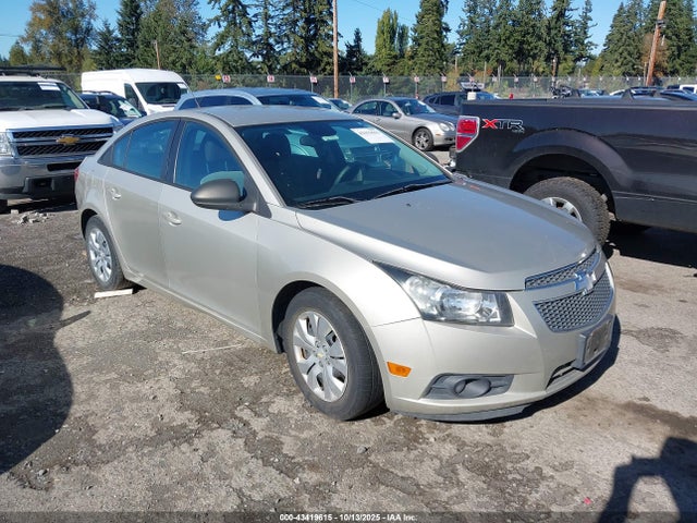 Salvage Chevrolet Cruze Image