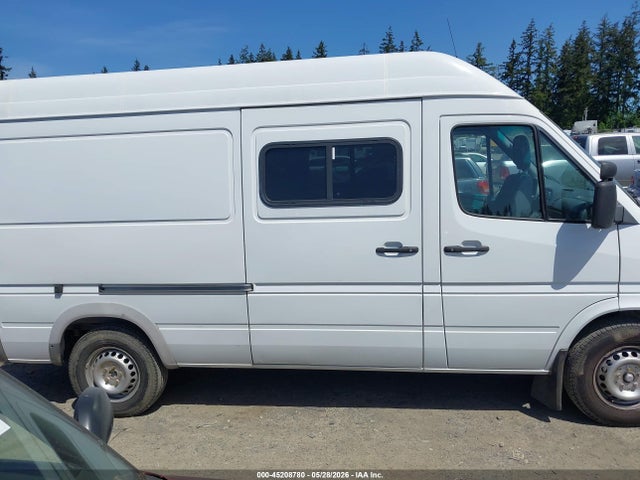 Dodge Sprinter Van 2500