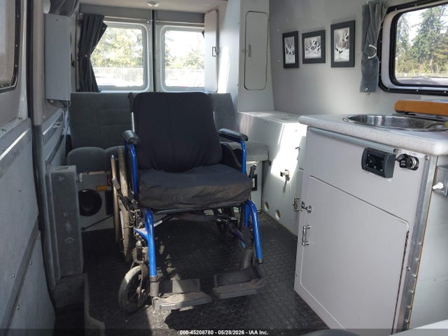 Dodge Sprinter Van 2500