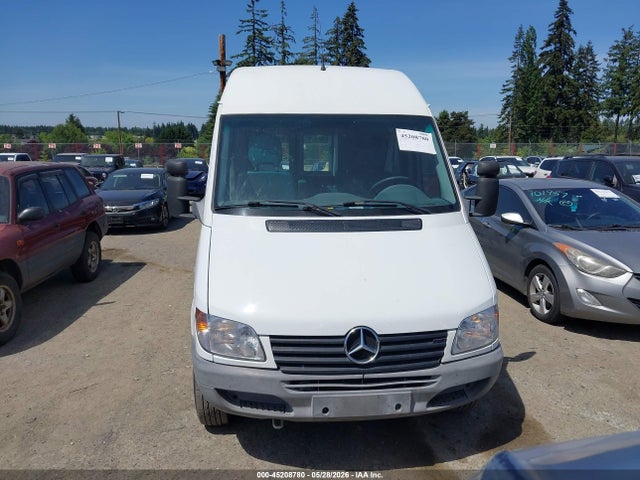 Dodge Sprinter Van 2500