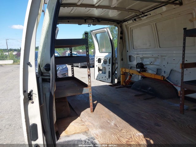 Ford Econoline E250 Van