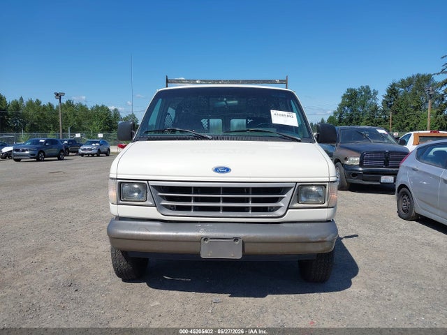 Ford Econoline E250 Van