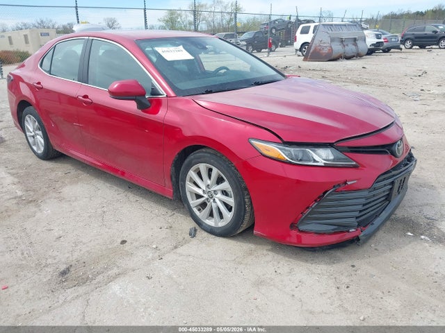 Salvage Toyota Camry Image