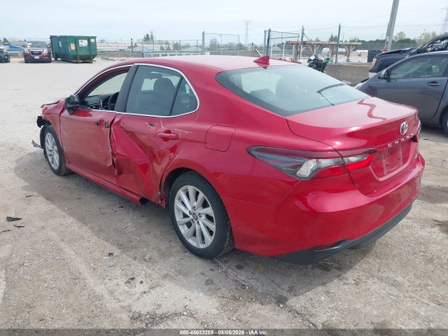 Toyota Camry Le