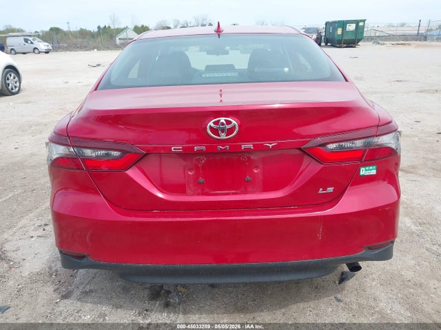 Toyota Camry Le