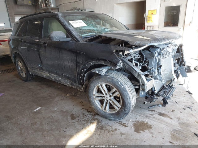 Salvage Ford Explorer Image