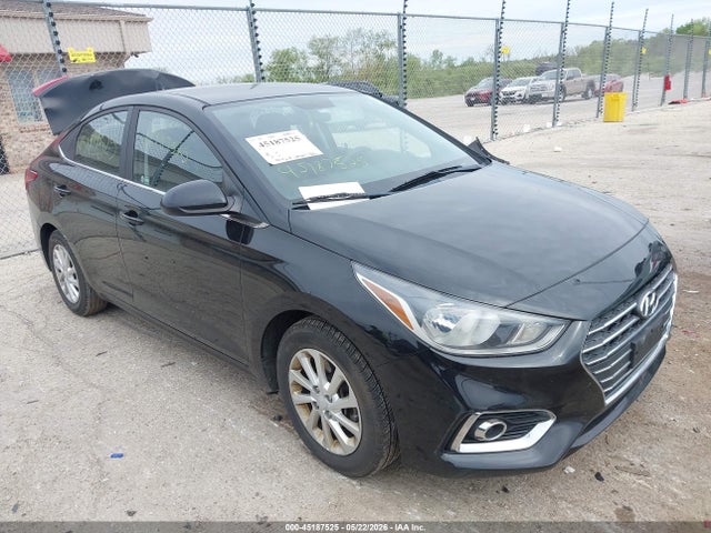 Salvage Hyundai ACCENT Image
