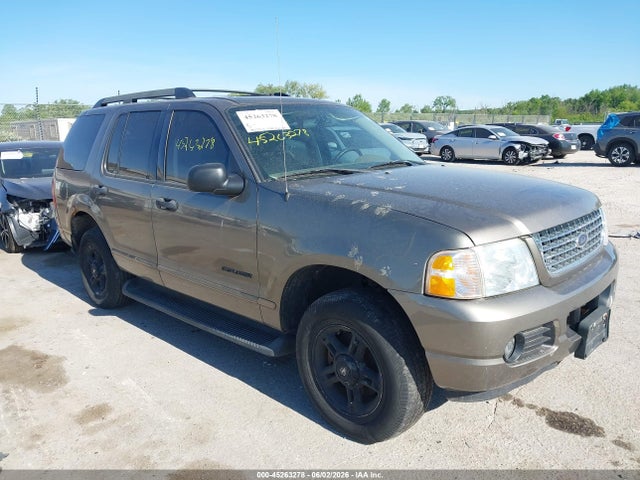 Salvage Ford Explorer Image