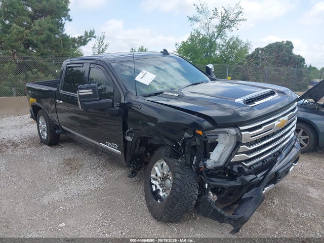 Salvage Chevrolet Silverado 2500 Image