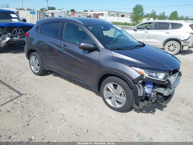 Salvage Honda HR-V Image