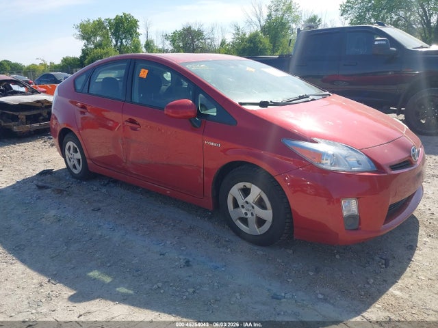 Salvage Toyota Prius Image