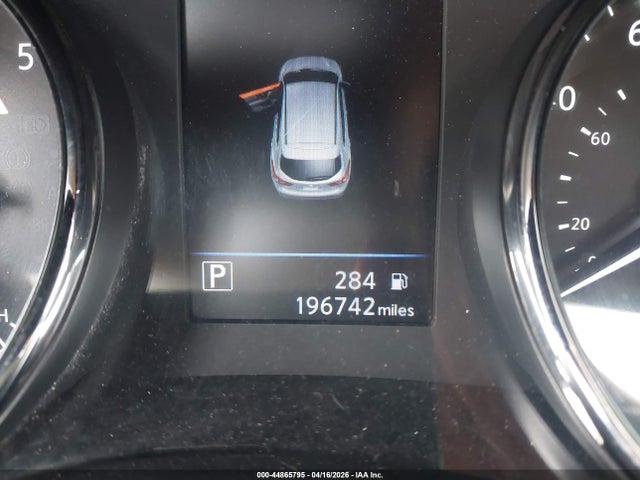 Nissan Rogue S