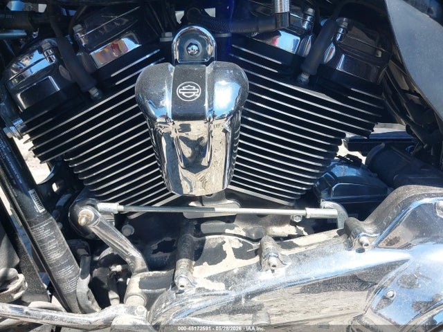Harley-Davidson Flhtcutg Tri Glide Ultra