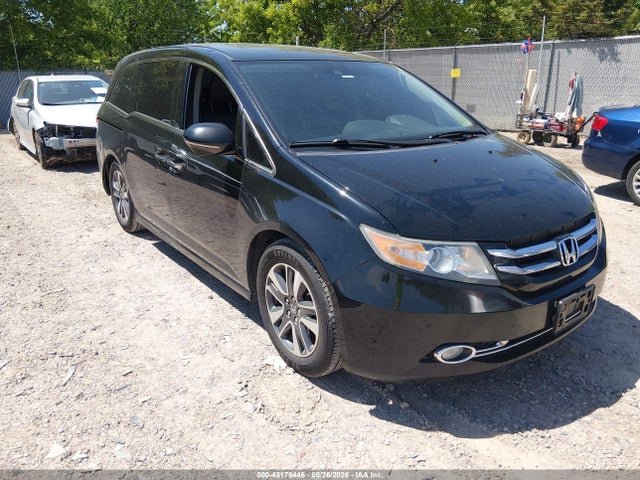 Salvage Honda Odyssey Image
