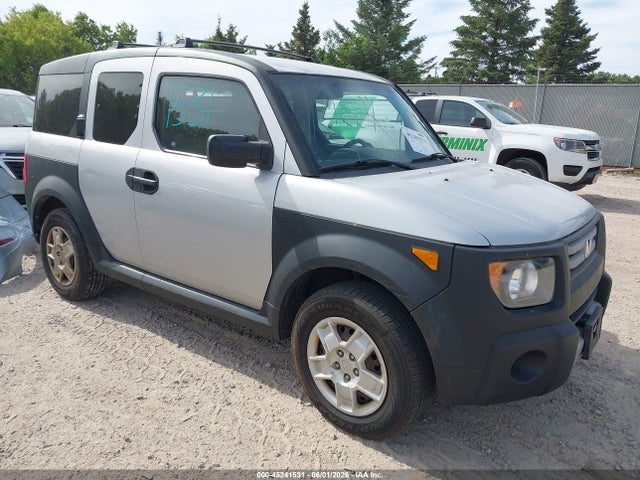 Salvage Honda Element Image