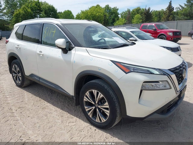 Salvage Nissan Rogue Image