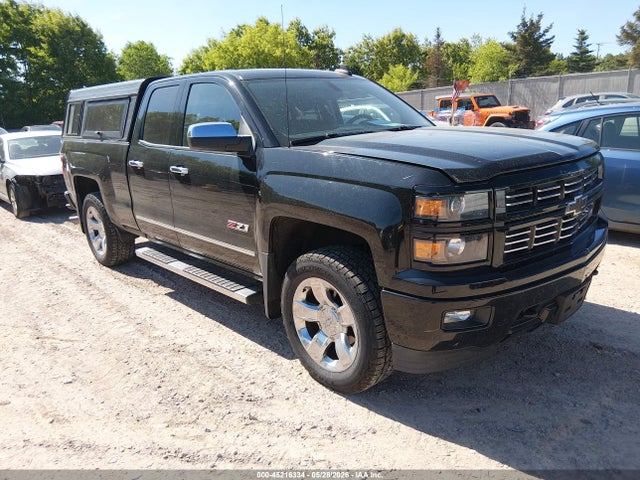 Salvage Chevrolet Silverado 1500 Image