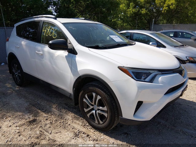 Salvage Toyota RAV4 Image