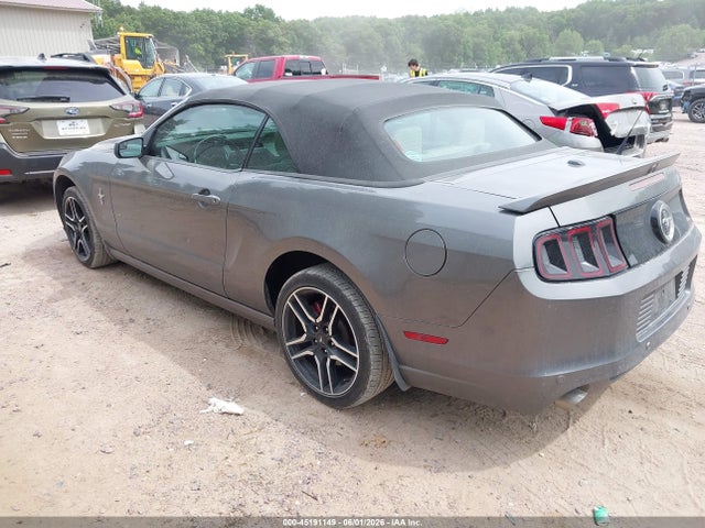 Ford Mustang V6 Premium