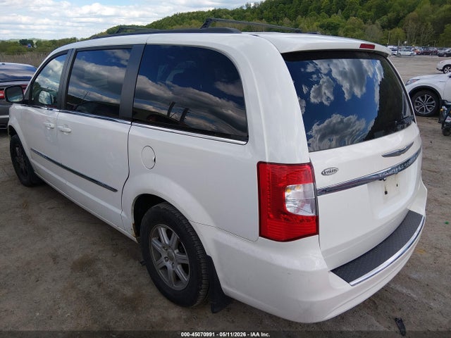 Chrysler Town & Country Touring